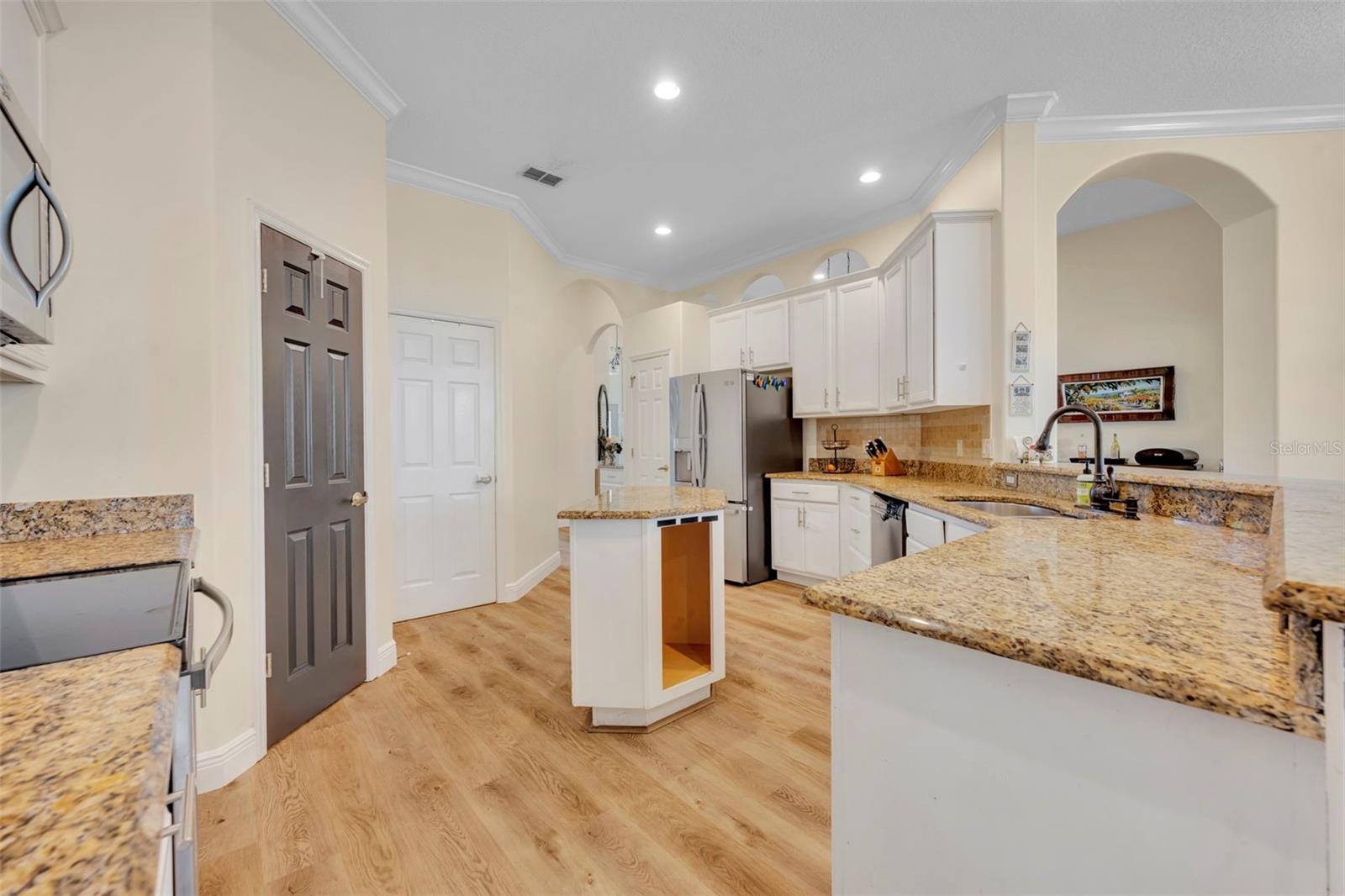 MAGNOLIA PLANTATION - Residential