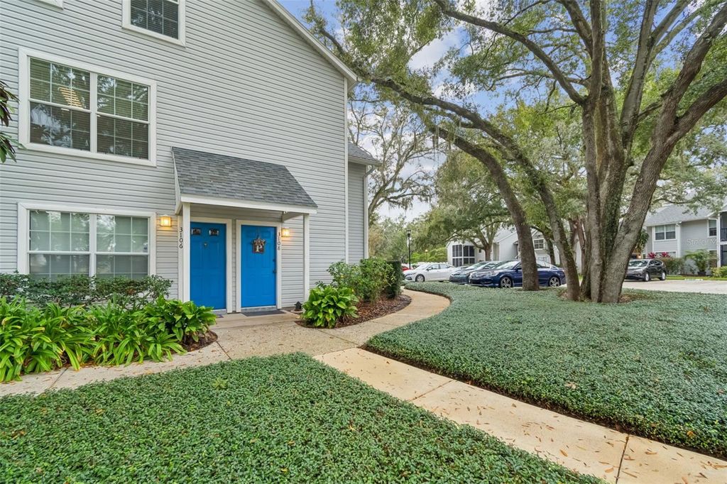 Photo of 3108 Valley Oaks Drive #501, Tampa, FL 33618 (MLS # TB8465933)