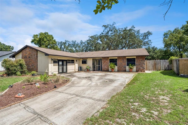 855 BENCHWOOD DR, WINTER SPRINGS, FL 32708 - Image c8dbfff0c2b1838c574c72aad3d1fa88/216148054