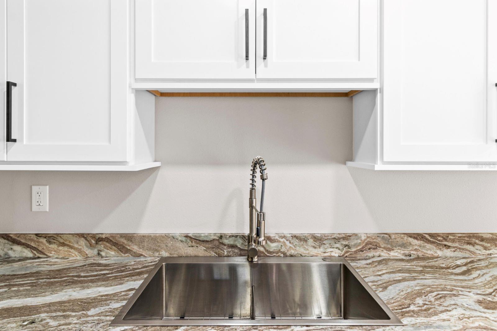 CRYSTAL PARK - Residential