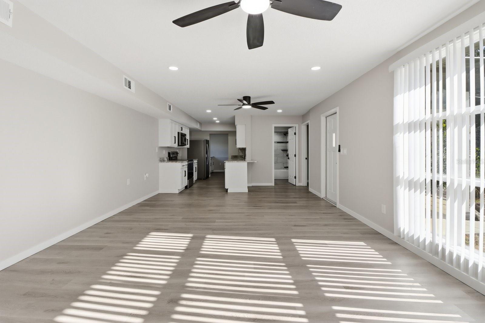 CRYSTAL PARK - Residential