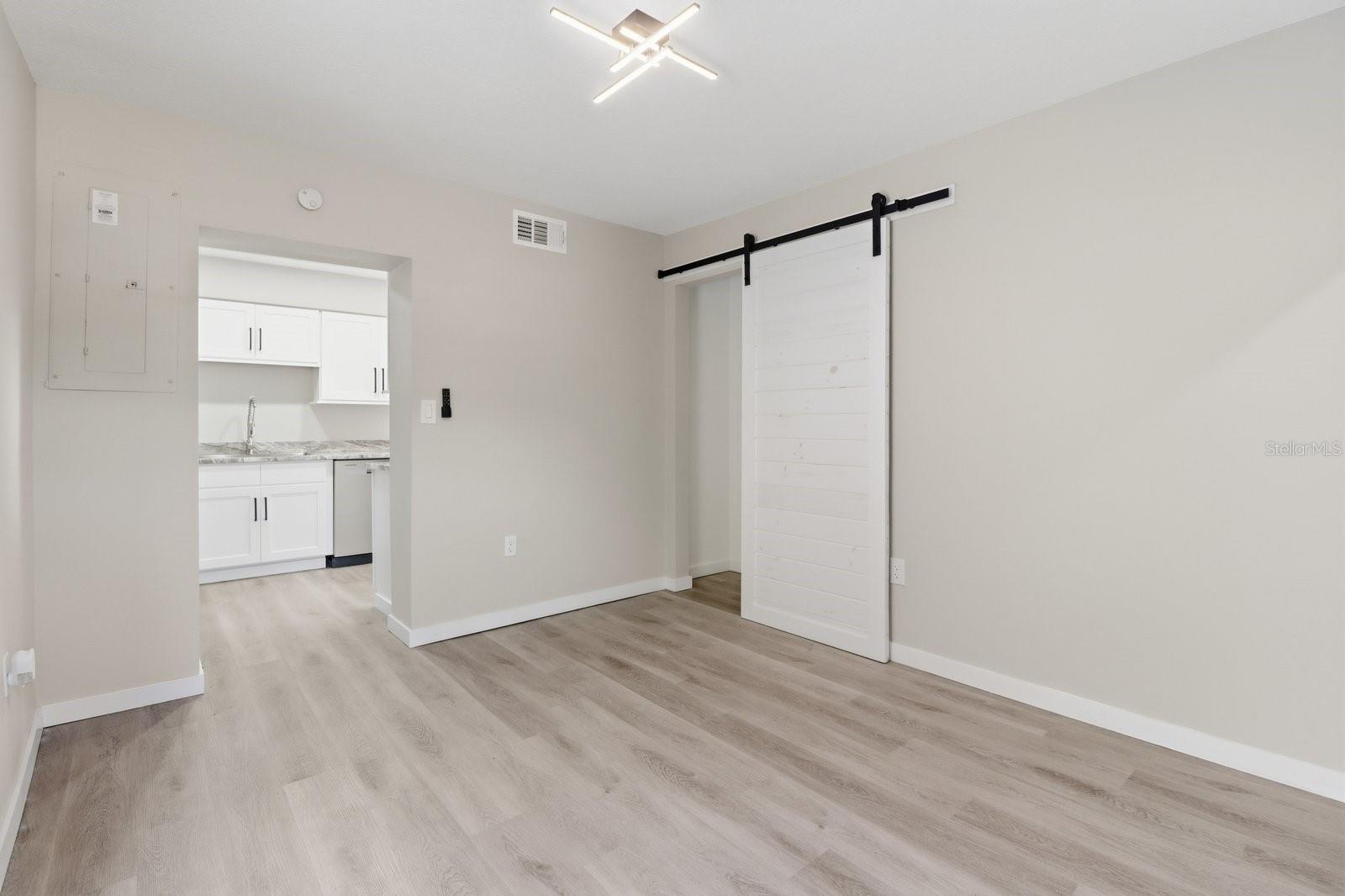 CRYSTAL PARK - Residential