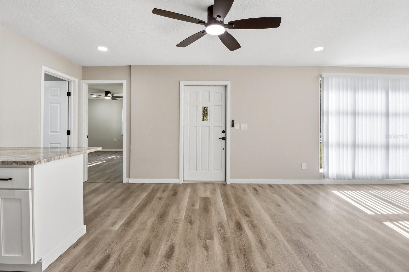 CRYSTAL PARK - Residential