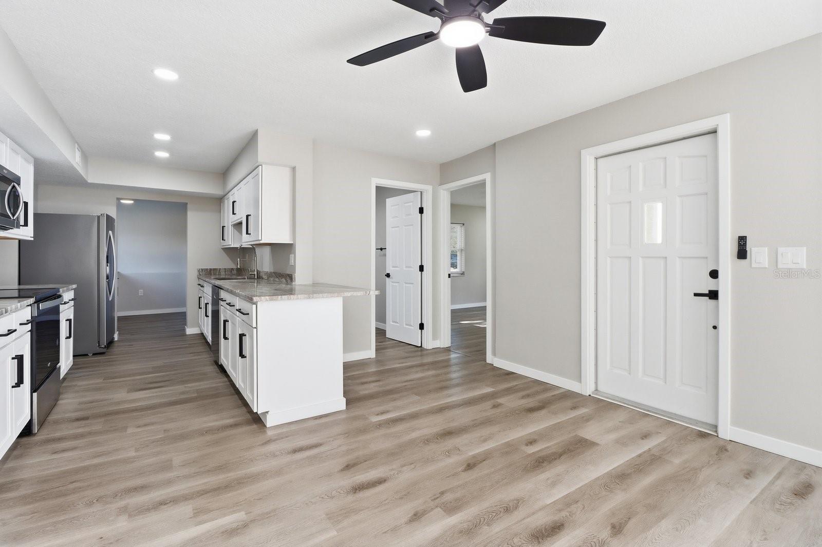 CRYSTAL PARK - Residential