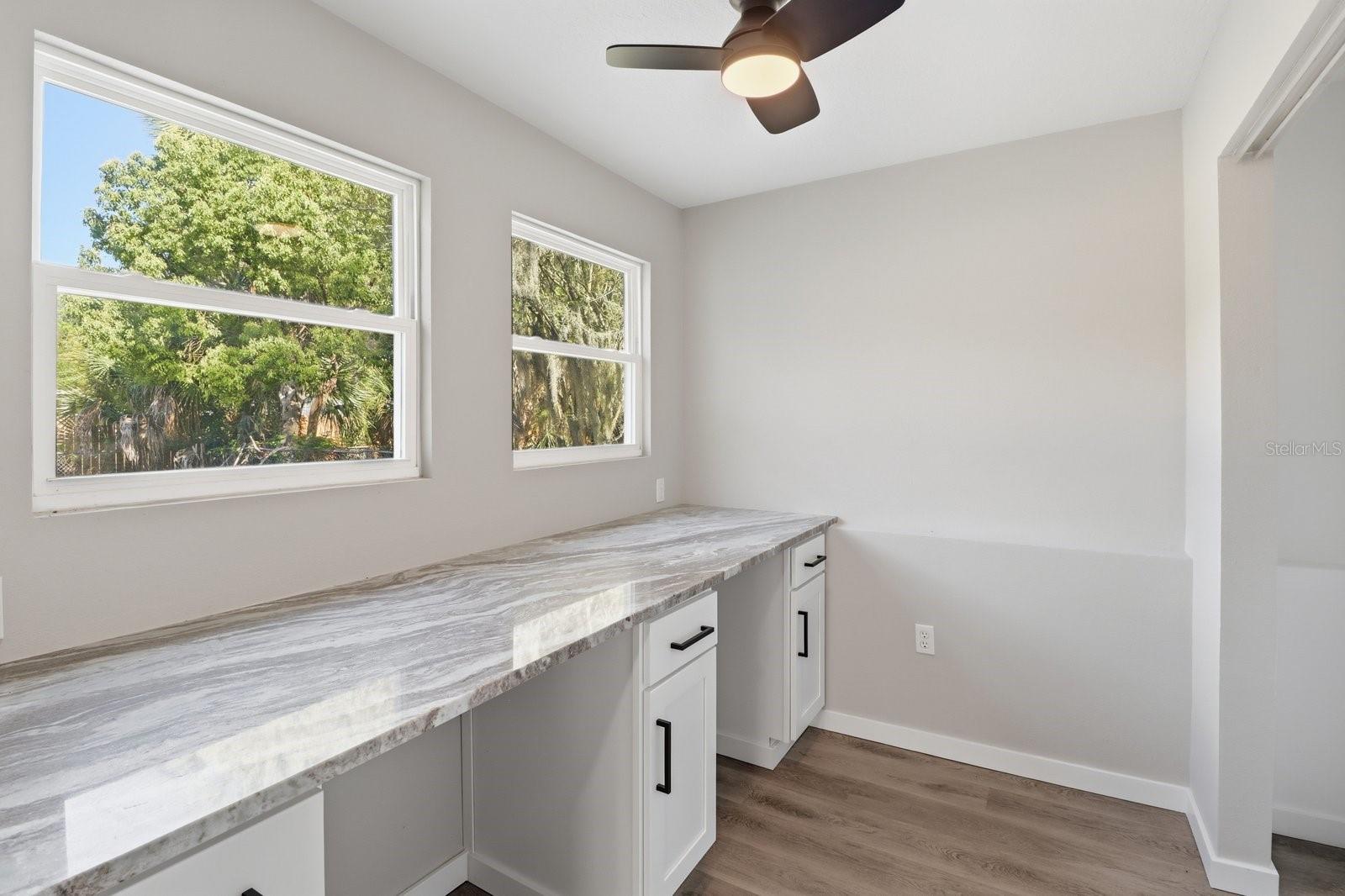 CRYSTAL PARK - Residential