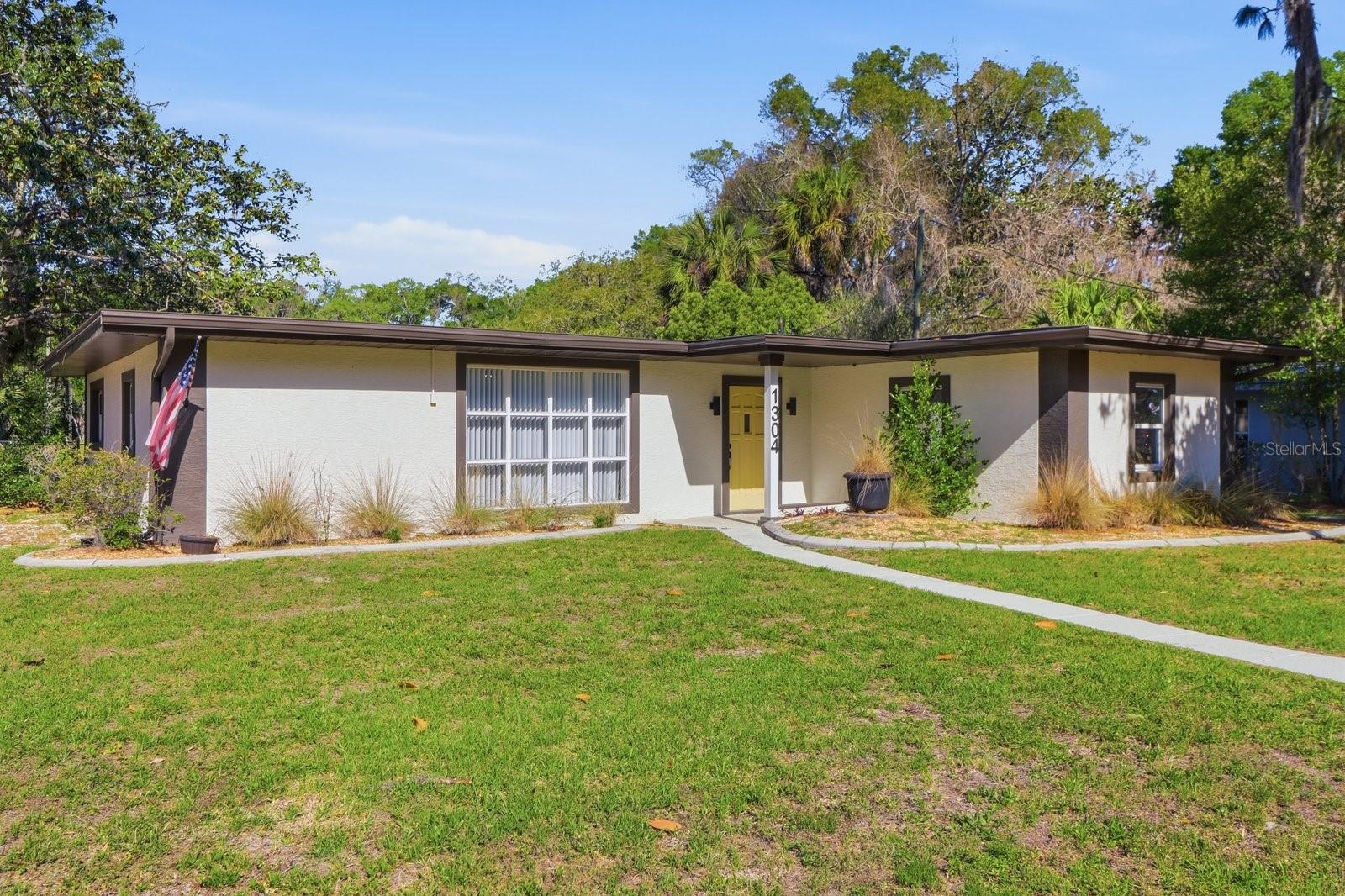 CRYSTAL PARK - Residential