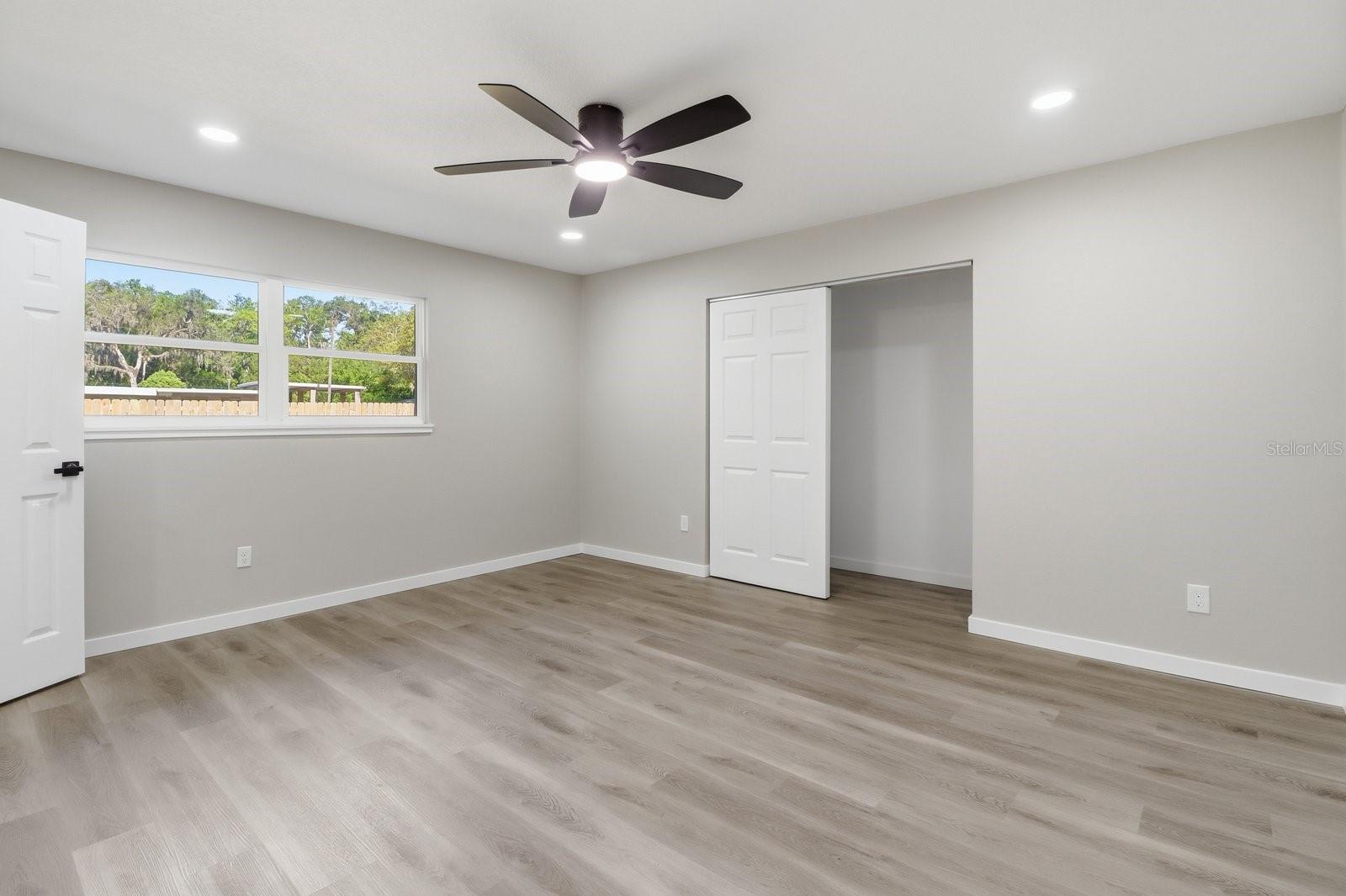 CRYSTAL PARK - Residential
