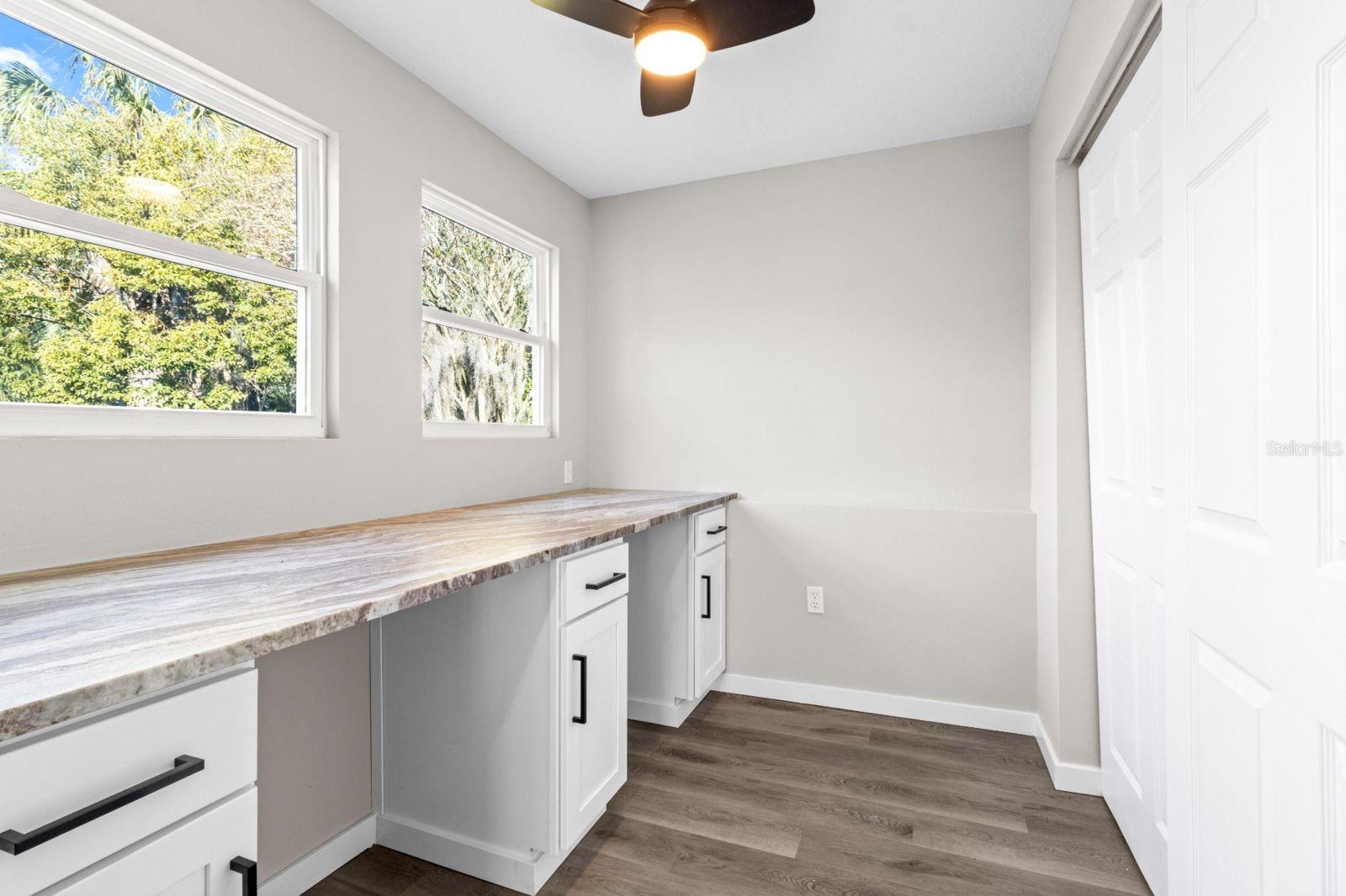 CRYSTAL PARK - Residential