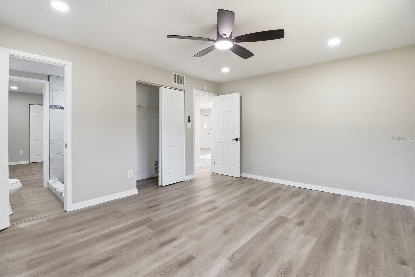 CRYSTAL PARK - Residential