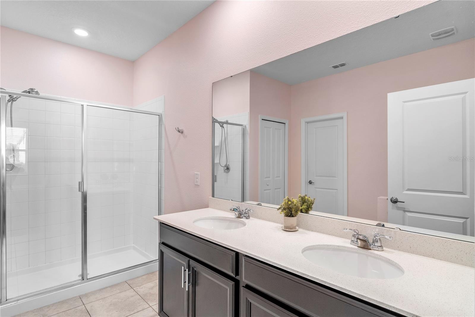 NORTHRIDGE ESTATES - Residential