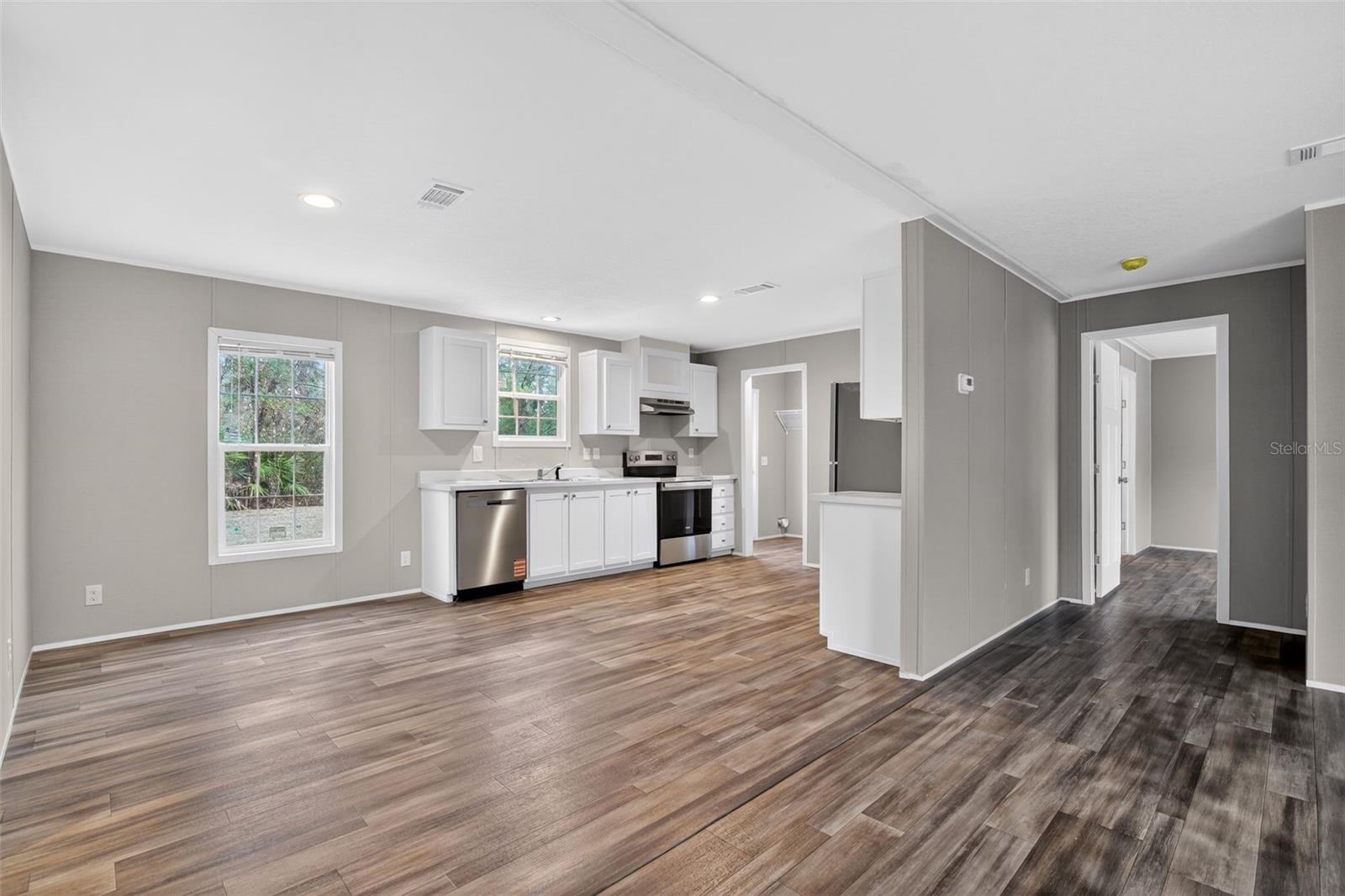 LIV ACRES UNREC SUB - Residential