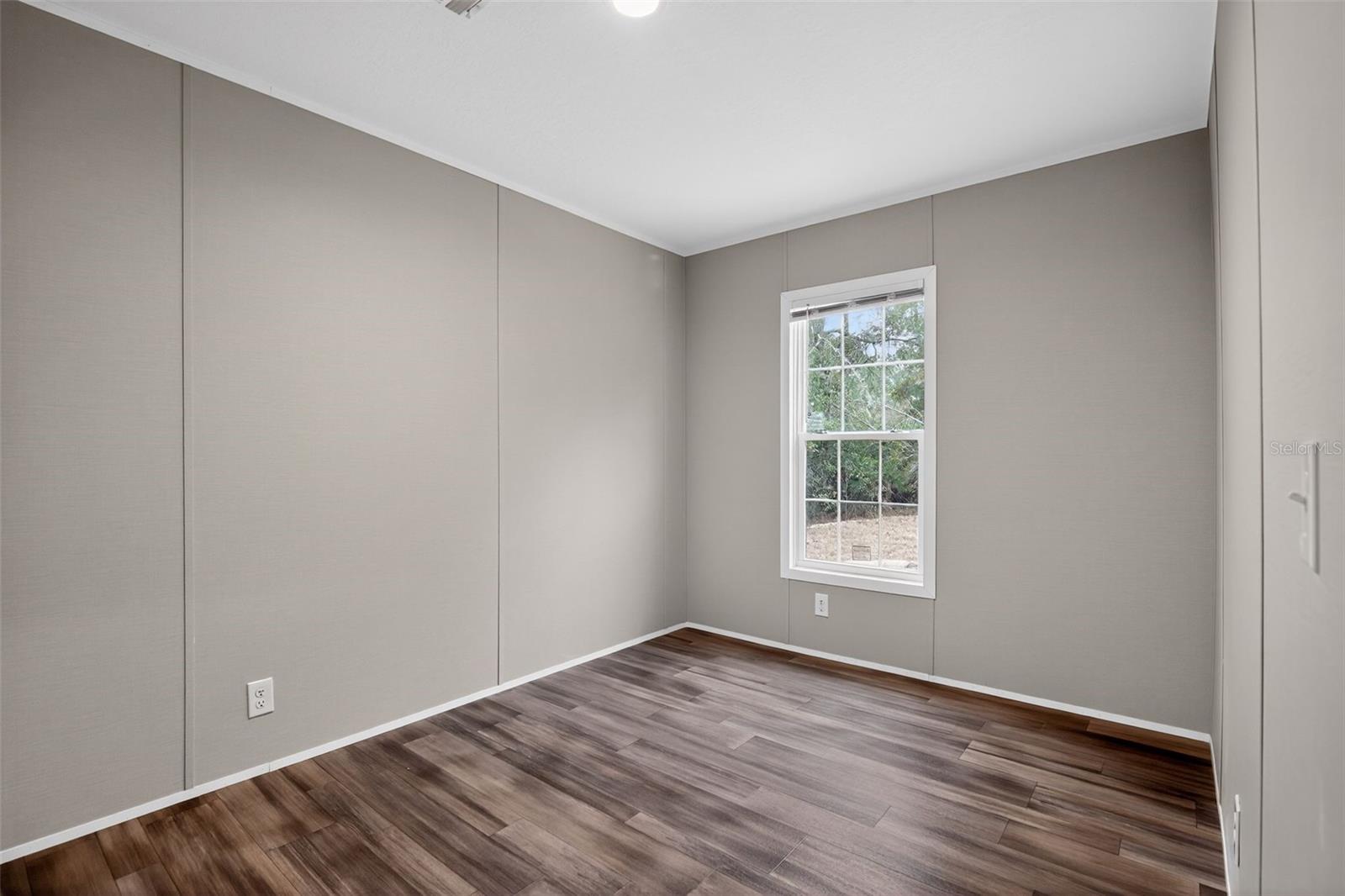 LIV ACRES UNREC SUB - Residential