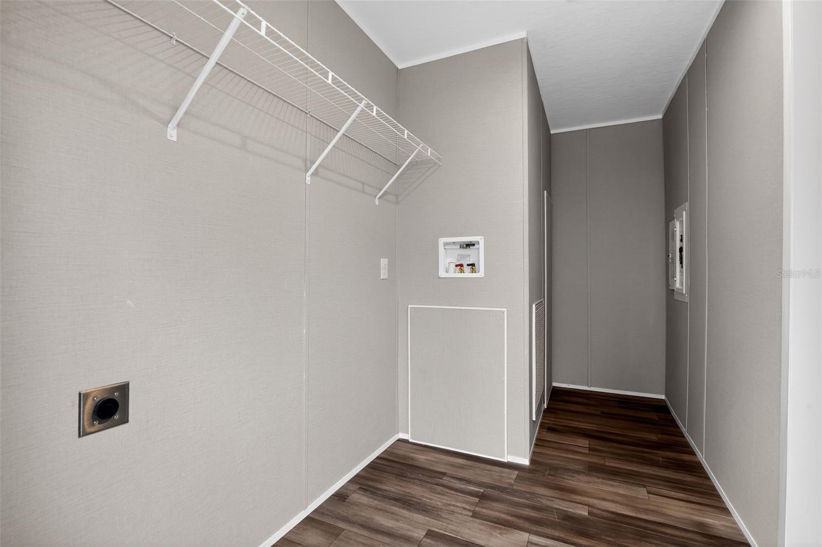 LIV ACRES UNREC SUB - Residential