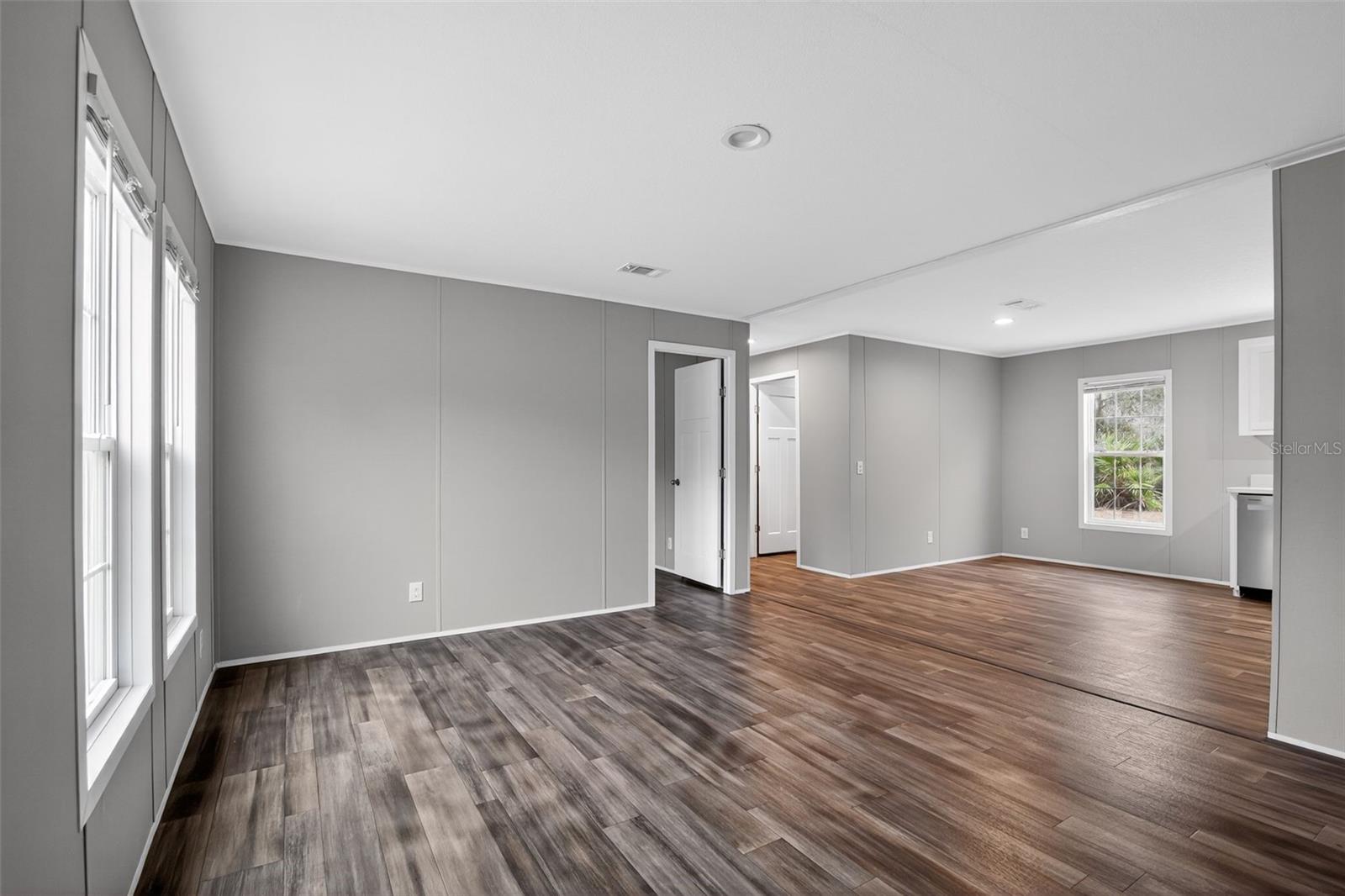 LIV ACRES UNREC SUB - Residential