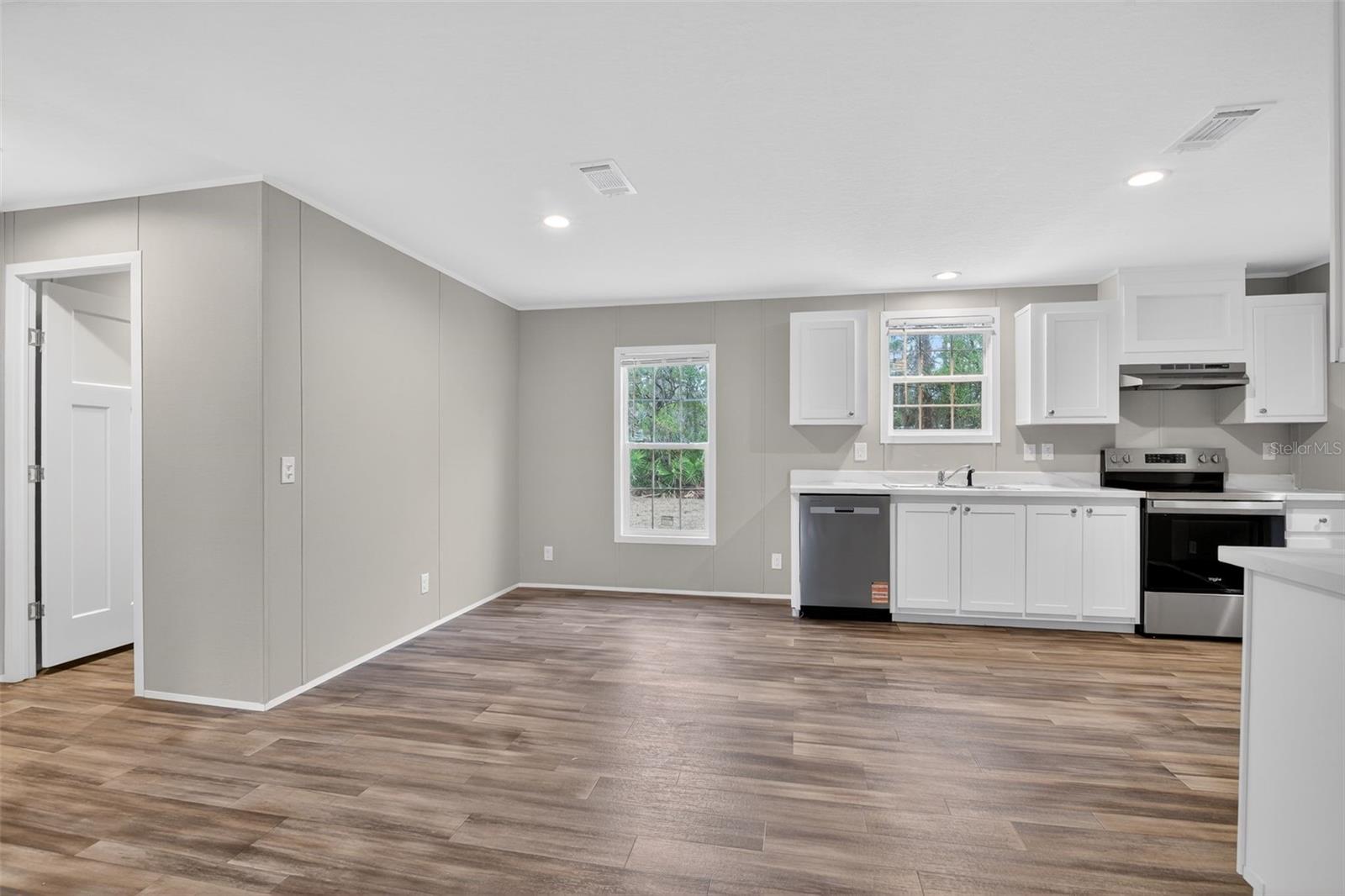 LIV ACRES UNREC SUB - Residential