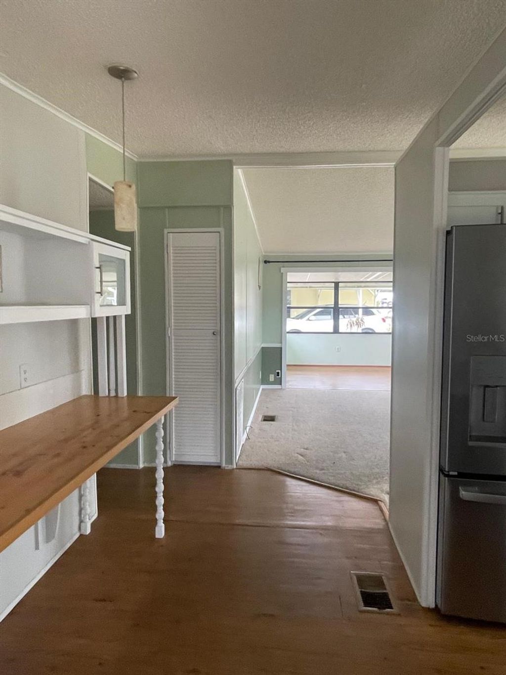 Photo of 2839 Manatee Rd, Tavares, FL 32778 (MLS # S5144788)