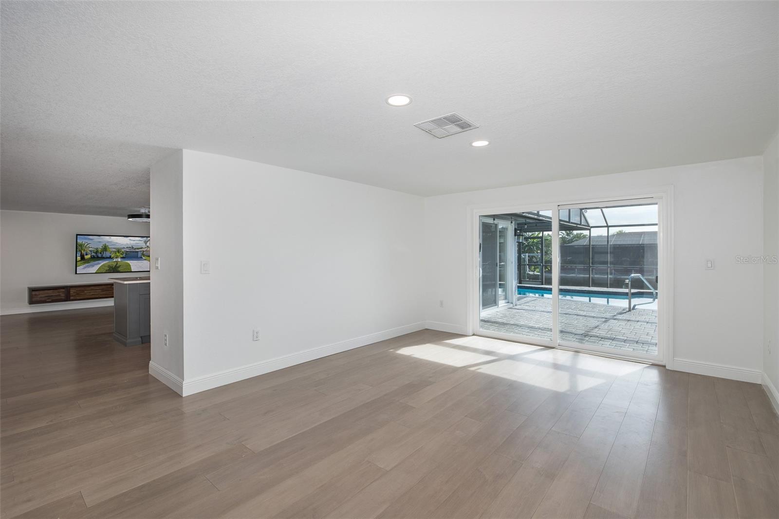 WEST PORT SUB - Residential