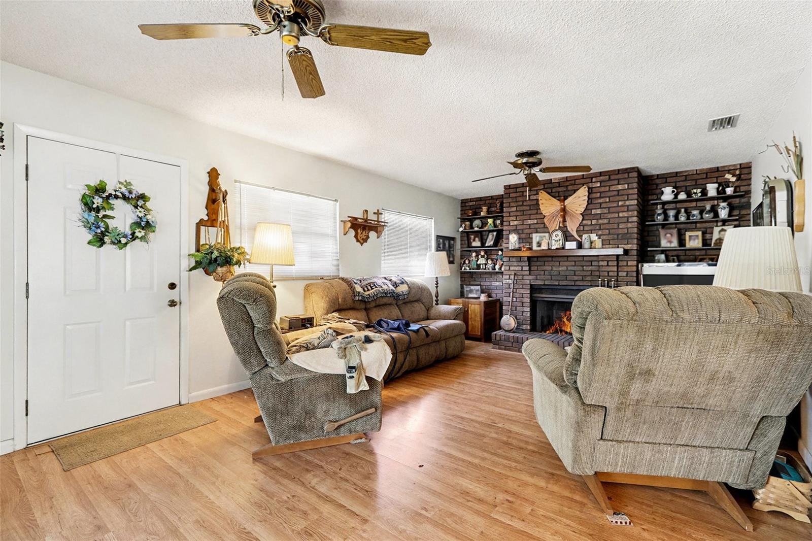 DE SOTO LAKES - Residential