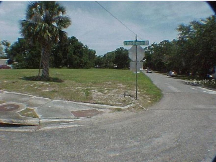 Great price for this over an acre vacant land property with frontage on Hwy 441.Surrounding properties have sold for over one million dollars.
 Zoning is C3 for commercial usage.  Open up the store or business you always wanted to have.  This is a growing area on the outskirts of Apopka with tons of new construction of homes going in nearby. Your business will flourish with this growth.  Don't miss out on this great buy!