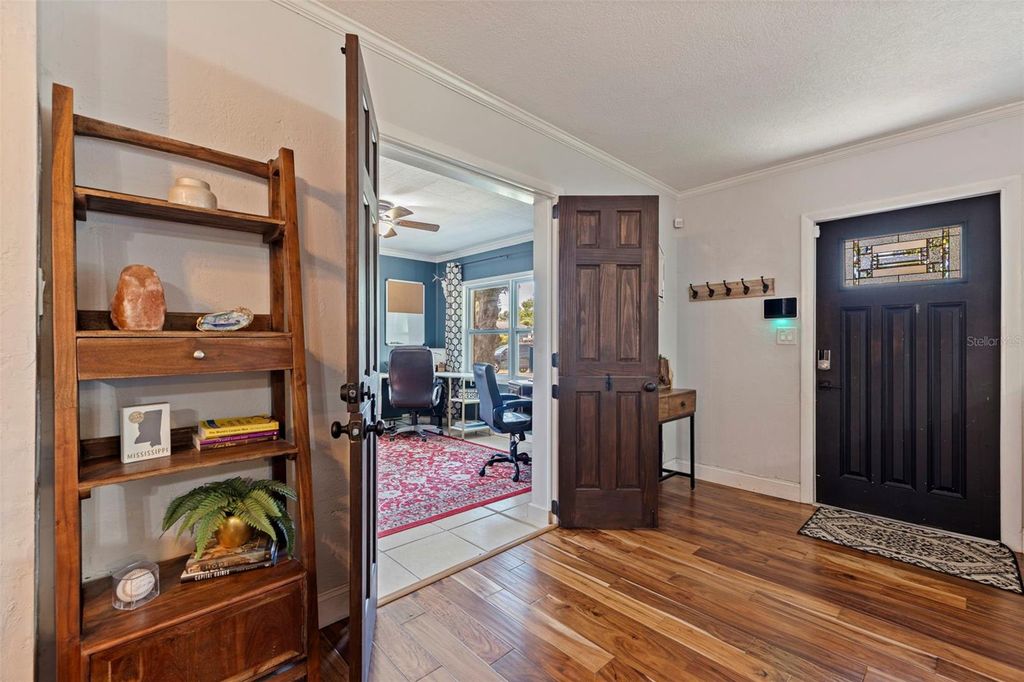 Photo of 280 38th Avenue SE, St Petersburg, FL 33705 (MLS # TB8489406)