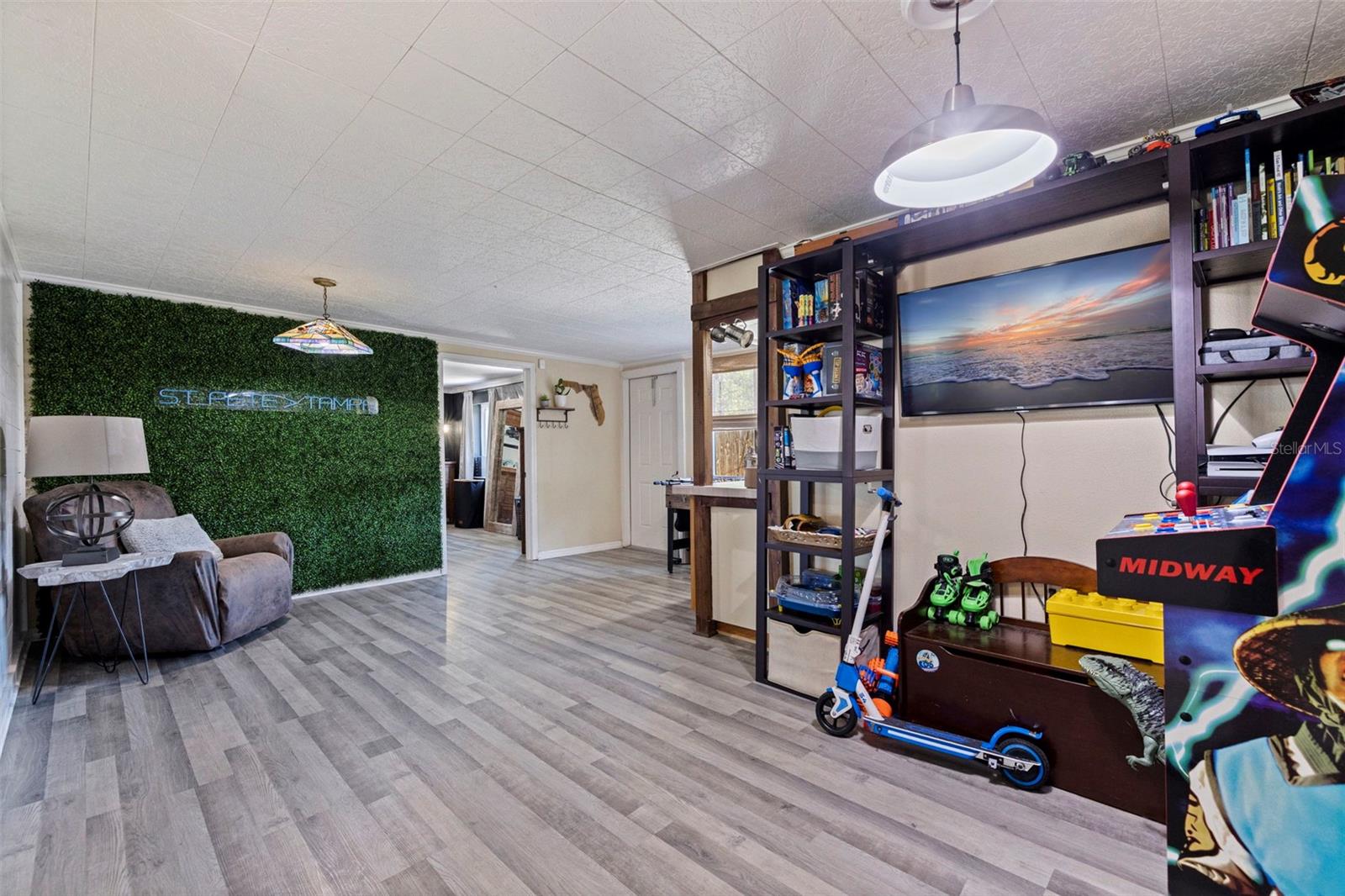 LEWIS ISLAND SEC 1 - Residential