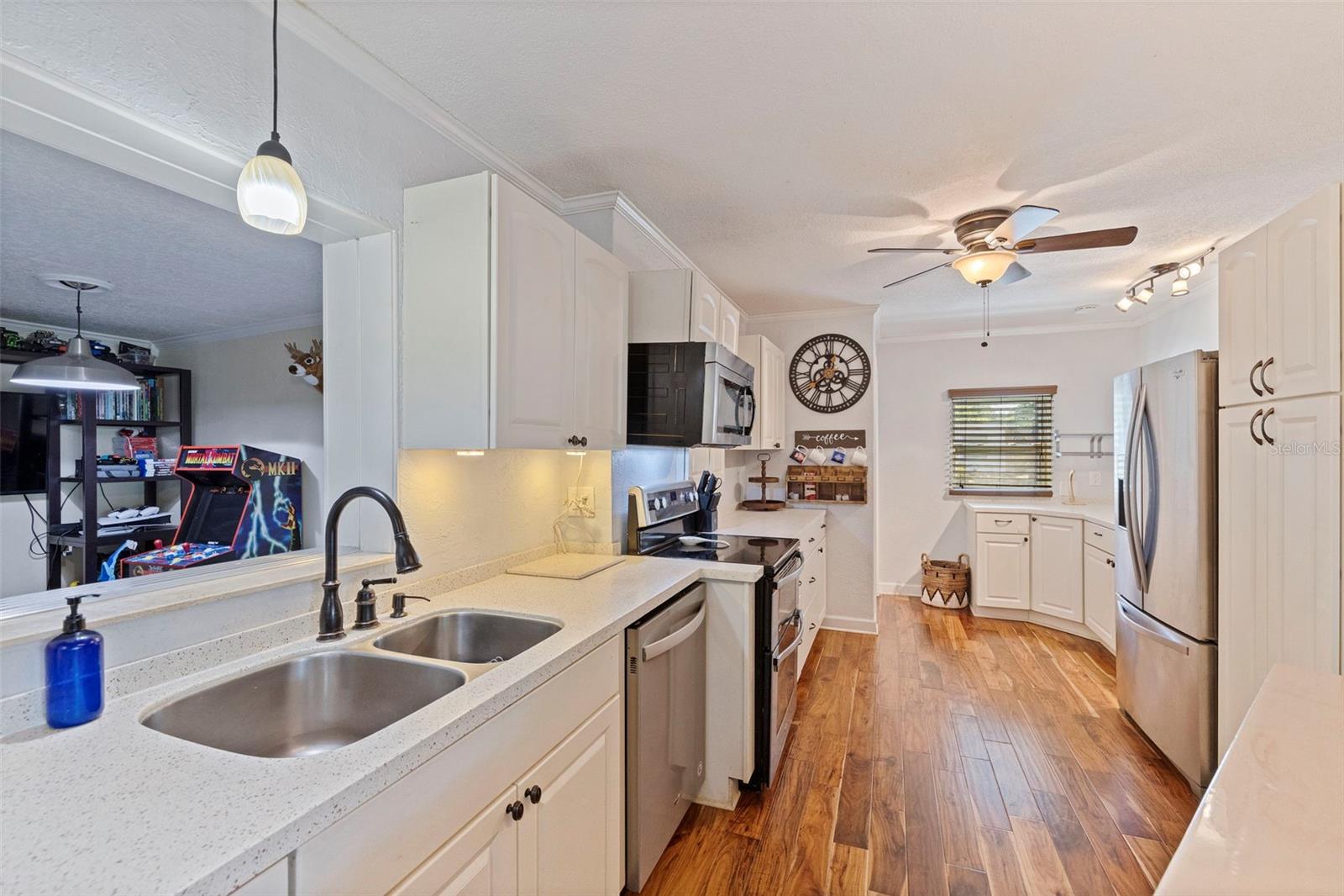 LEWIS ISLAND SEC 1 - Residential