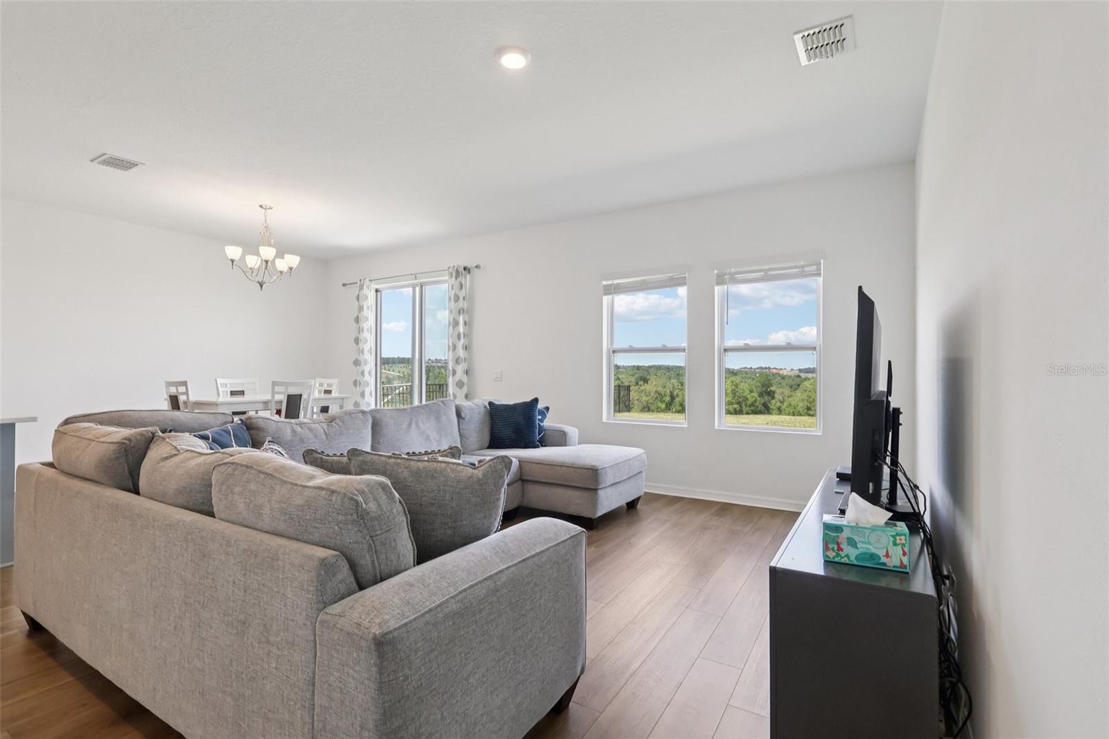 VILLAGES/MINNEOLA HILLS PH 1A - Residential