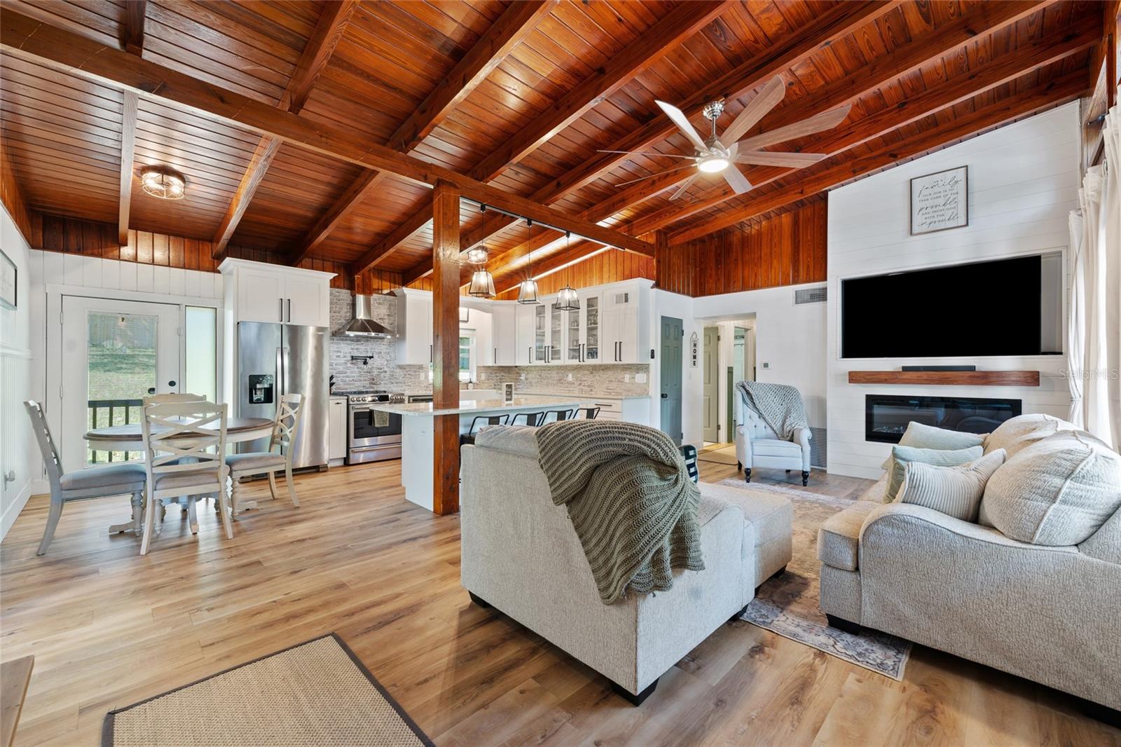 MOUNT DORA PINECREST - Residential