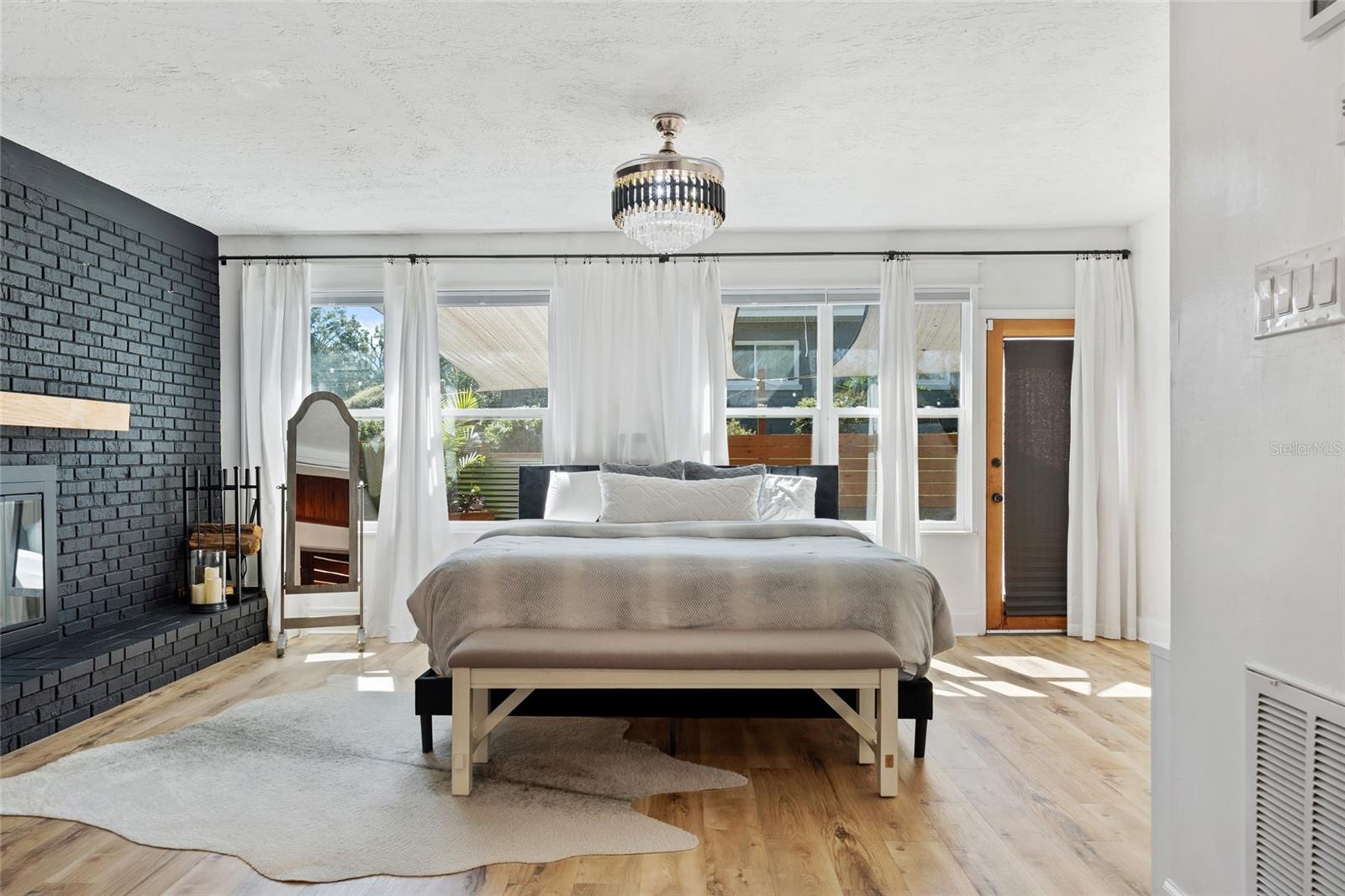 MOUNT DORA PINECREST - Residential