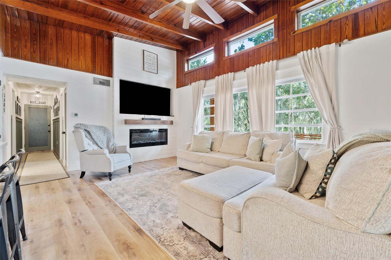 MOUNT DORA PINECREST - Residential
