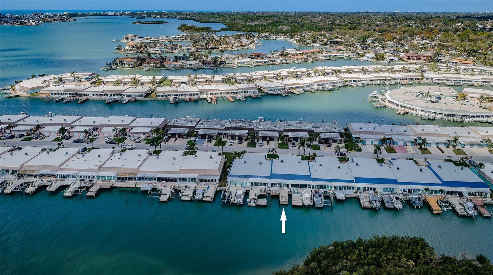 BOCA CIEGA POINT EAST - Residential