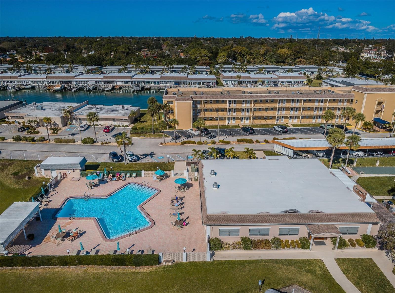 BOCA CIEGA POINT EAST - Residential