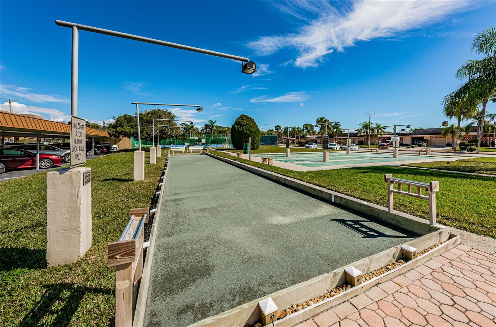 BOCA CIEGA POINT EAST - Residential