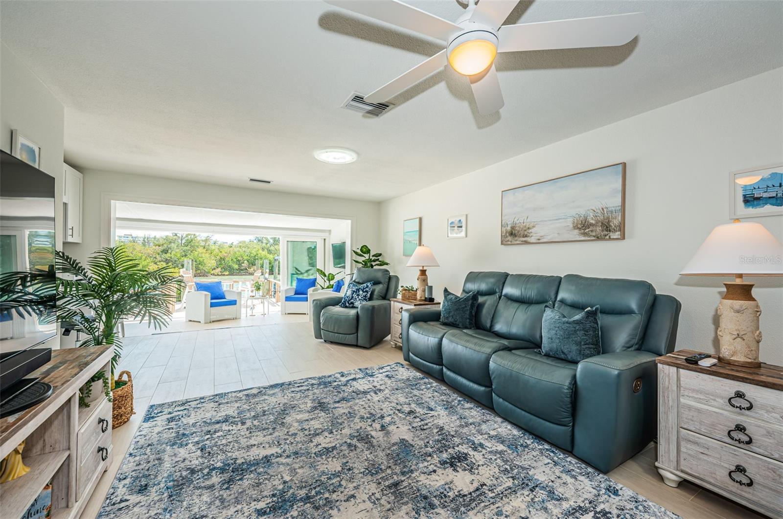 BOCA CIEGA POINT EAST - Residential