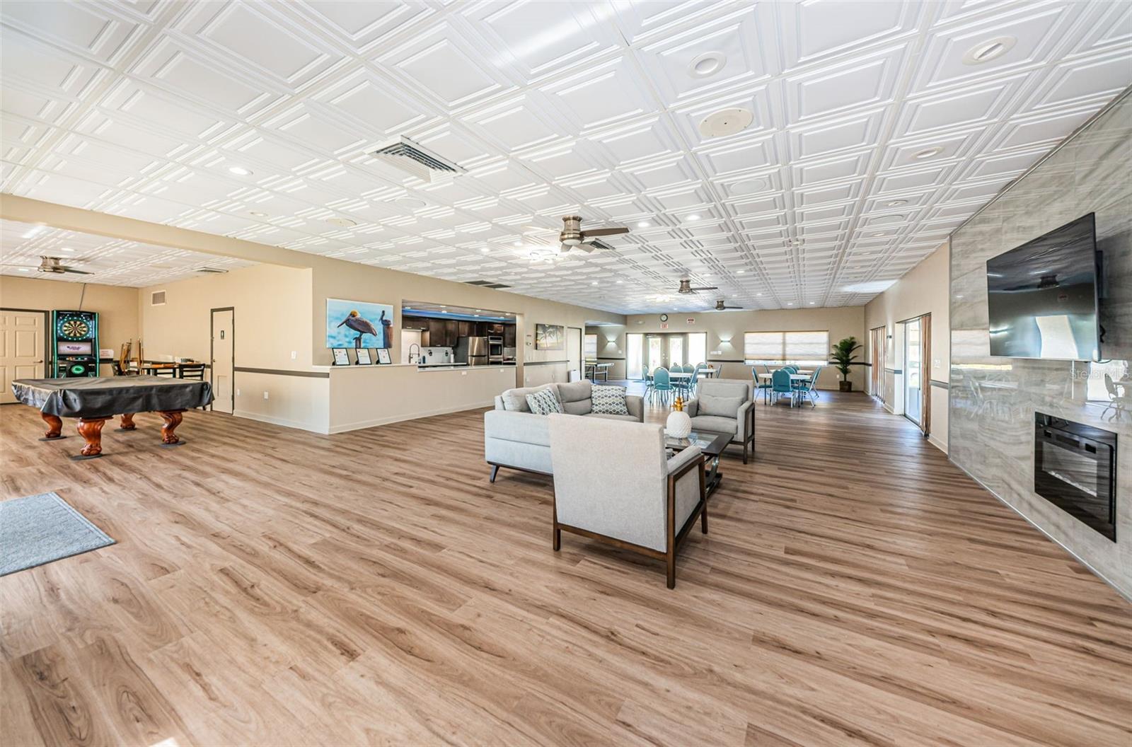 BOCA CIEGA POINT EAST - Residential