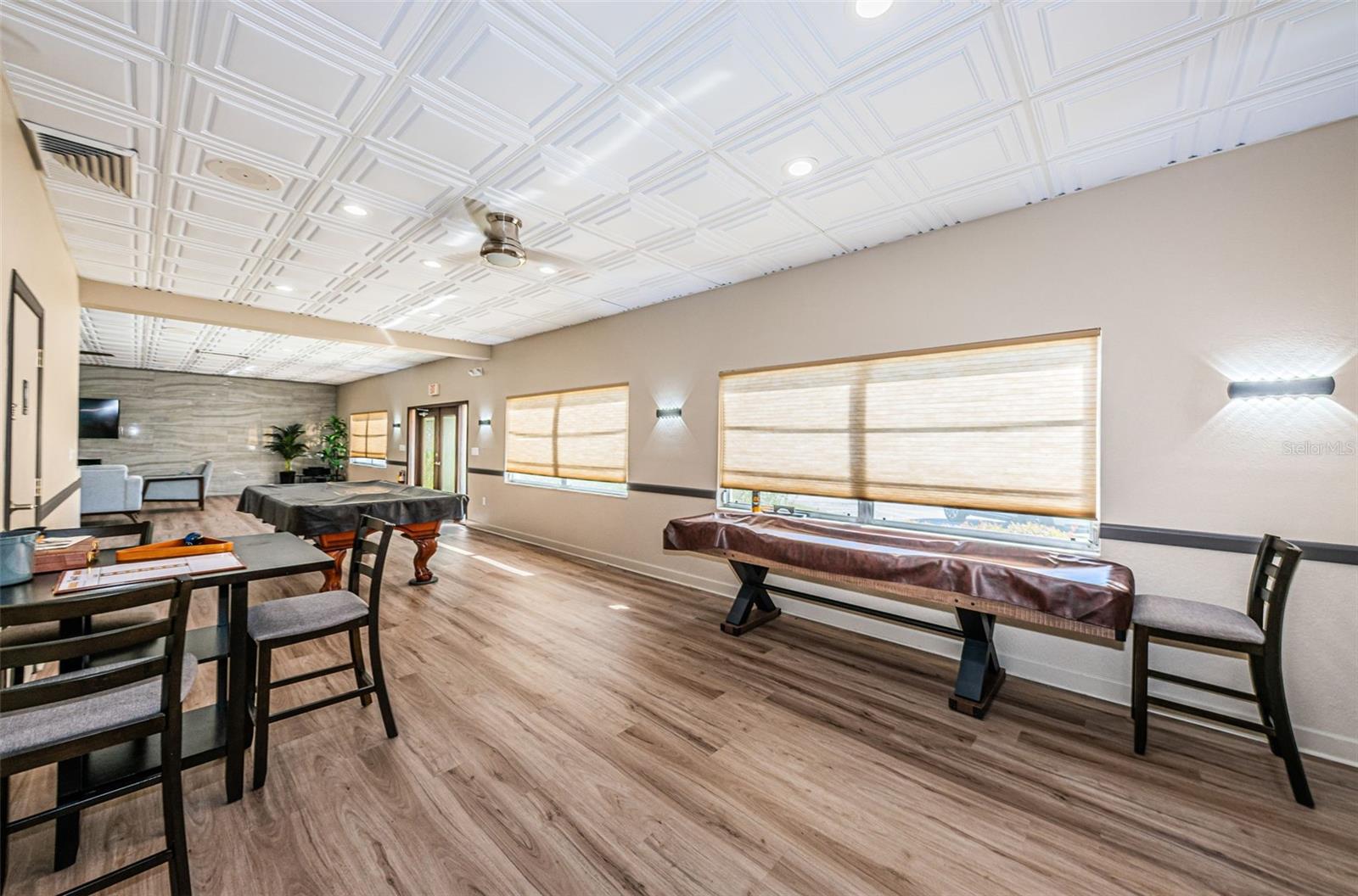 BOCA CIEGA POINT EAST - Residential