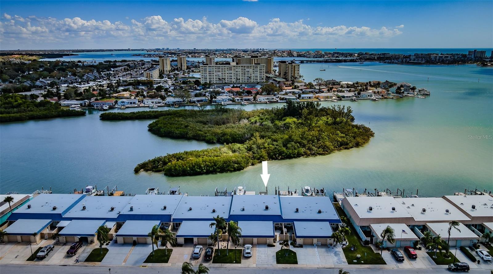 BOCA CIEGA POINT EAST - Residential