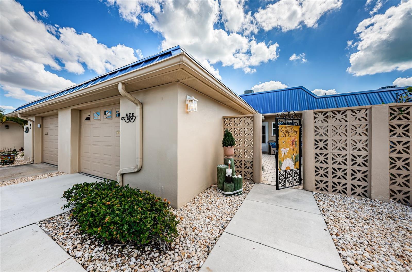 BOCA CIEGA POINT EAST - Residential