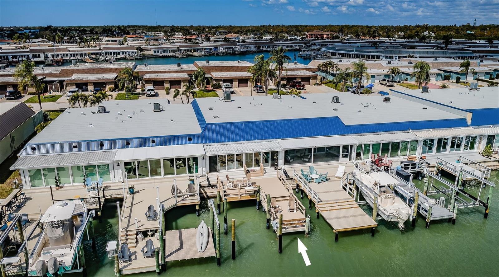 BOCA CIEGA POINT EAST - Residential