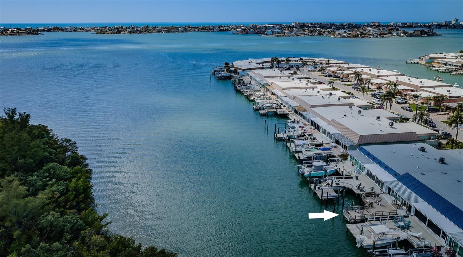 BOCA CIEGA POINT EAST - Residential