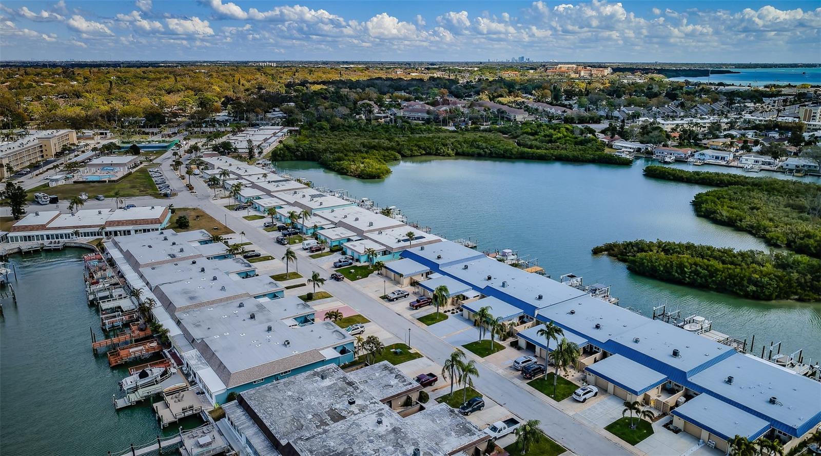 BOCA CIEGA POINT EAST - Residential