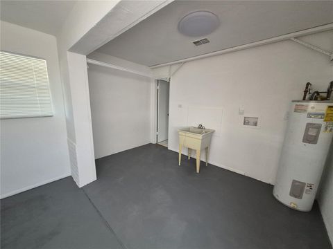 Tiny photo for 41 S Lincoln Avenue, Beverly Hills, FL 34465 (MLS # OM721301)