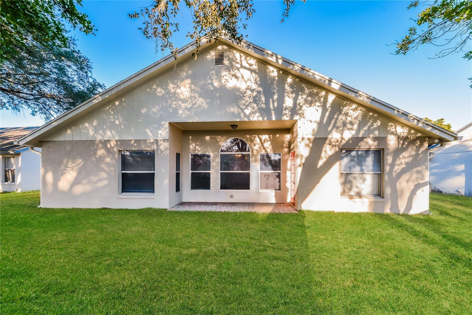 BRADEN RIVER LAKES - Residential Lease