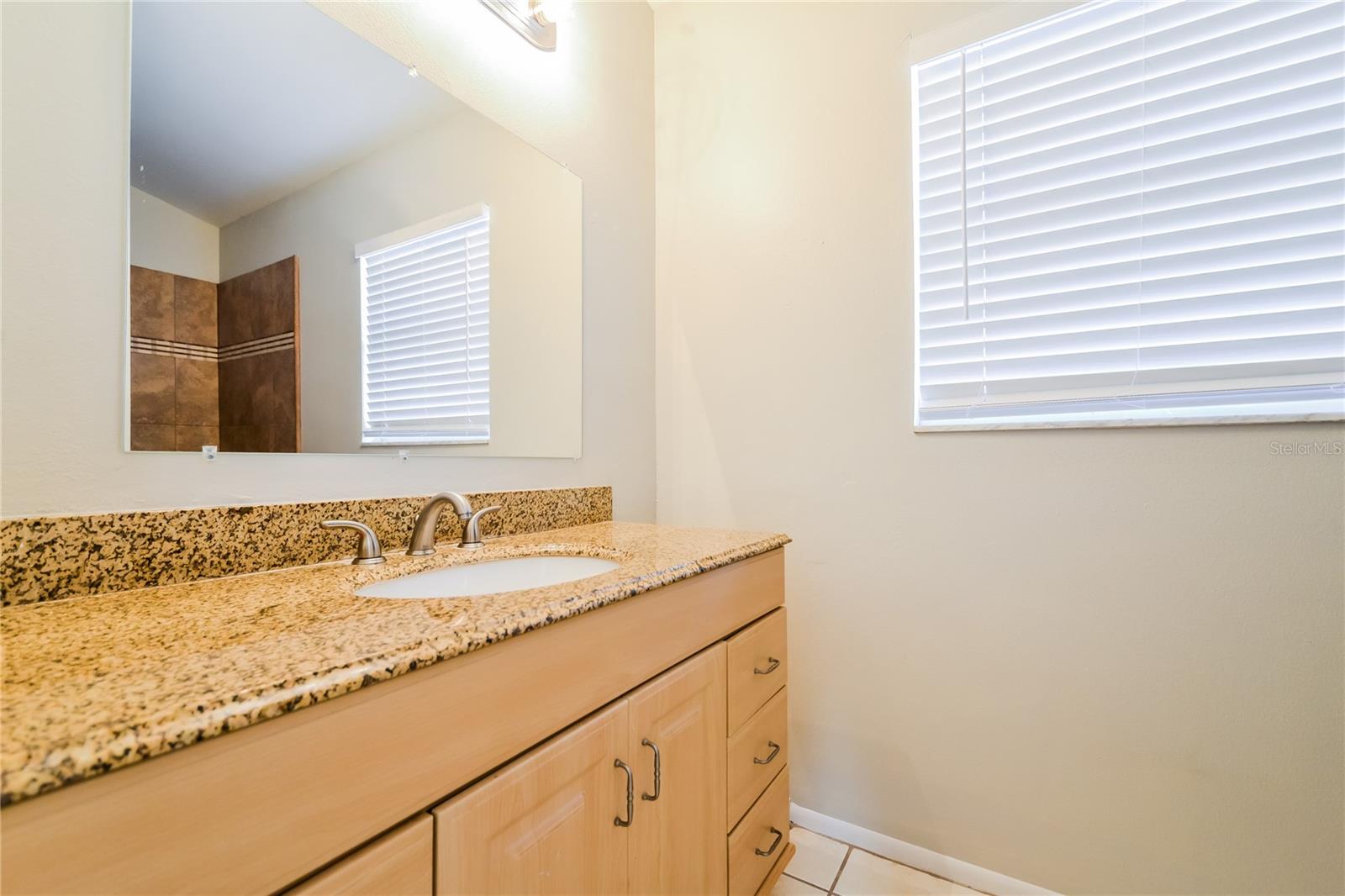 BRADEN RIVER LAKES - Residential Lease