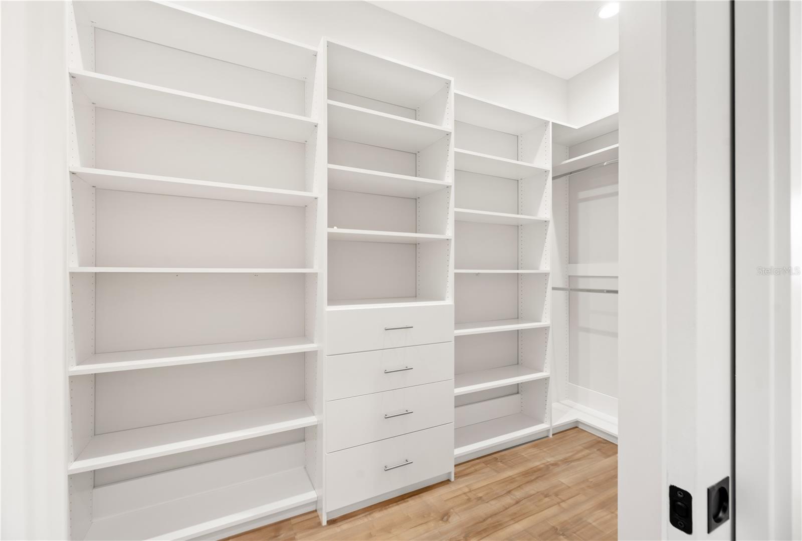 CEDAR ISLAND SUB - Residential