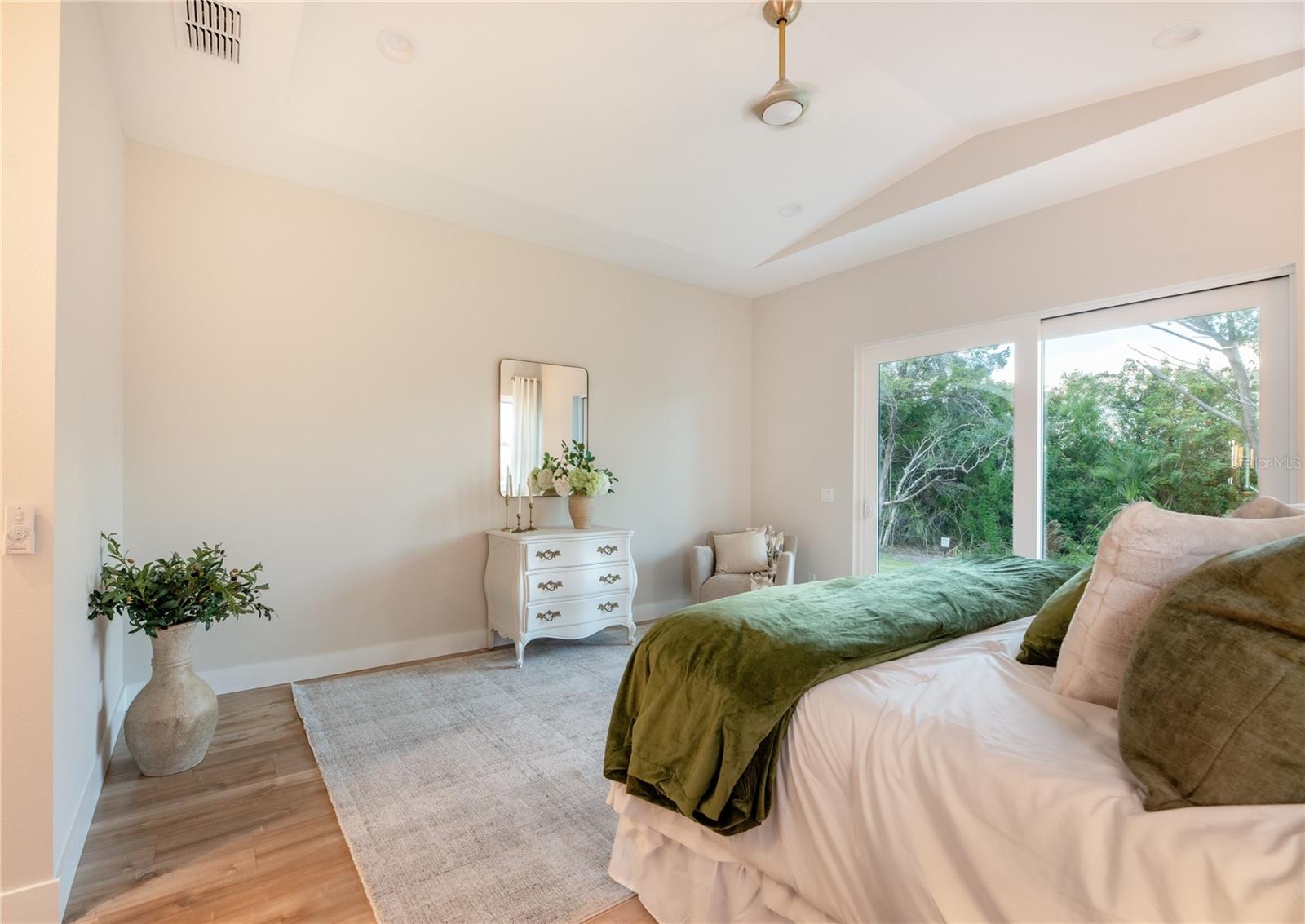 CEDAR ISLAND SUB - Residential