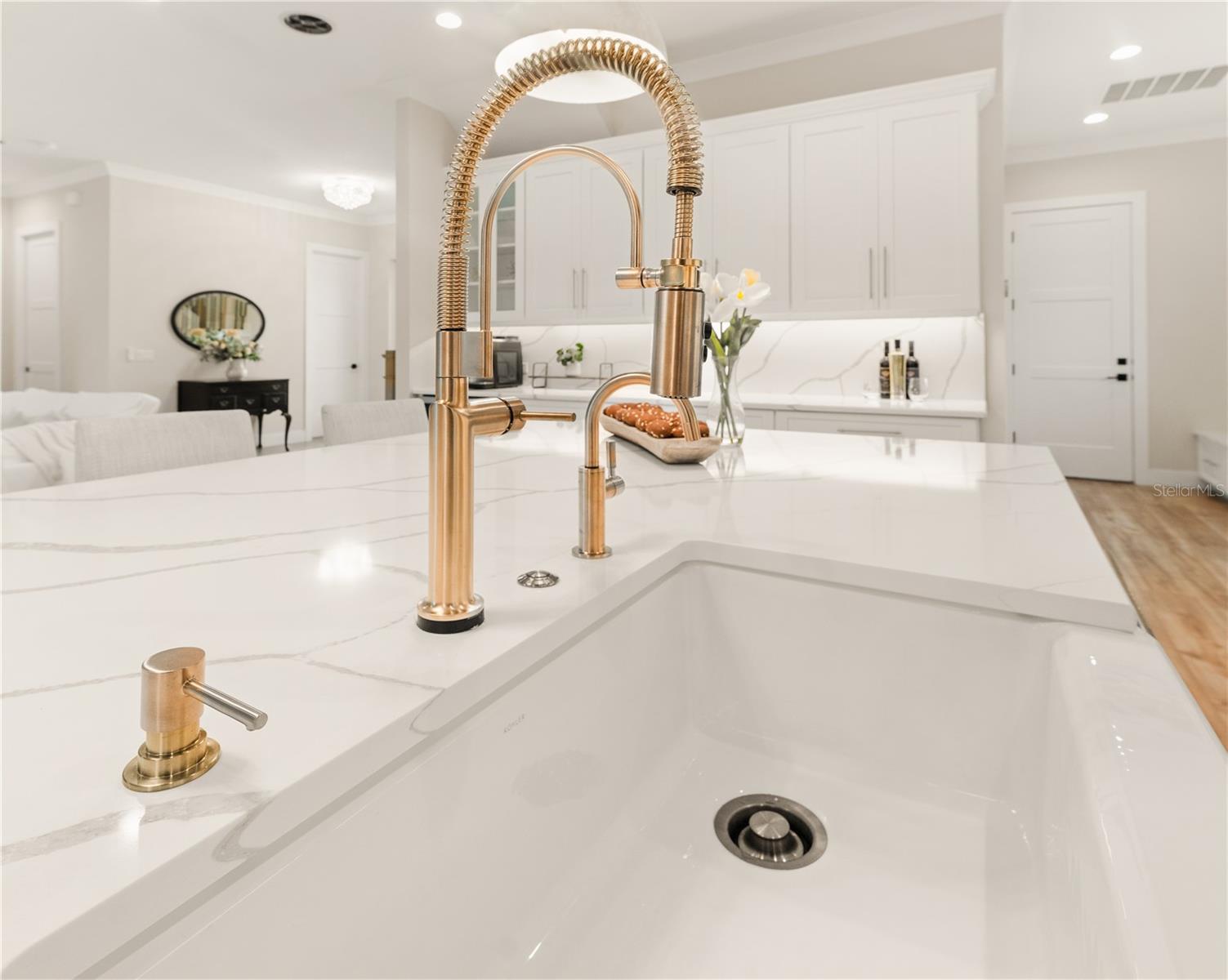 CEDAR ISLAND SUB - Residential