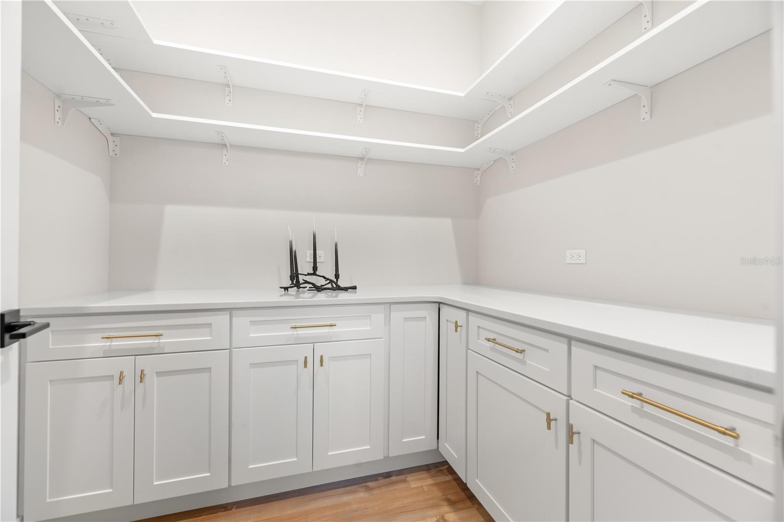 CEDAR ISLAND SUB - Residential