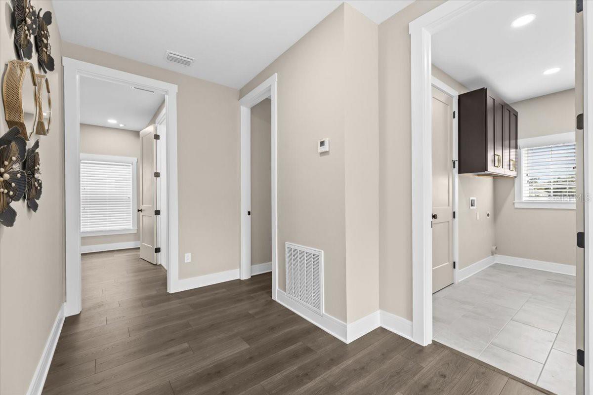 RIVERCREST - Residential