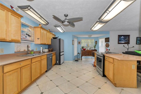 Tiny photo for 999 N Fresno Avenue, Hernando, FL 34442 (MLS # OM727562)